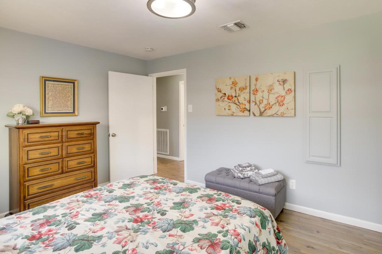Cozy Shenandoah Home Less Than 2 Mi To The Woodlands Mall! Bagian luar foto