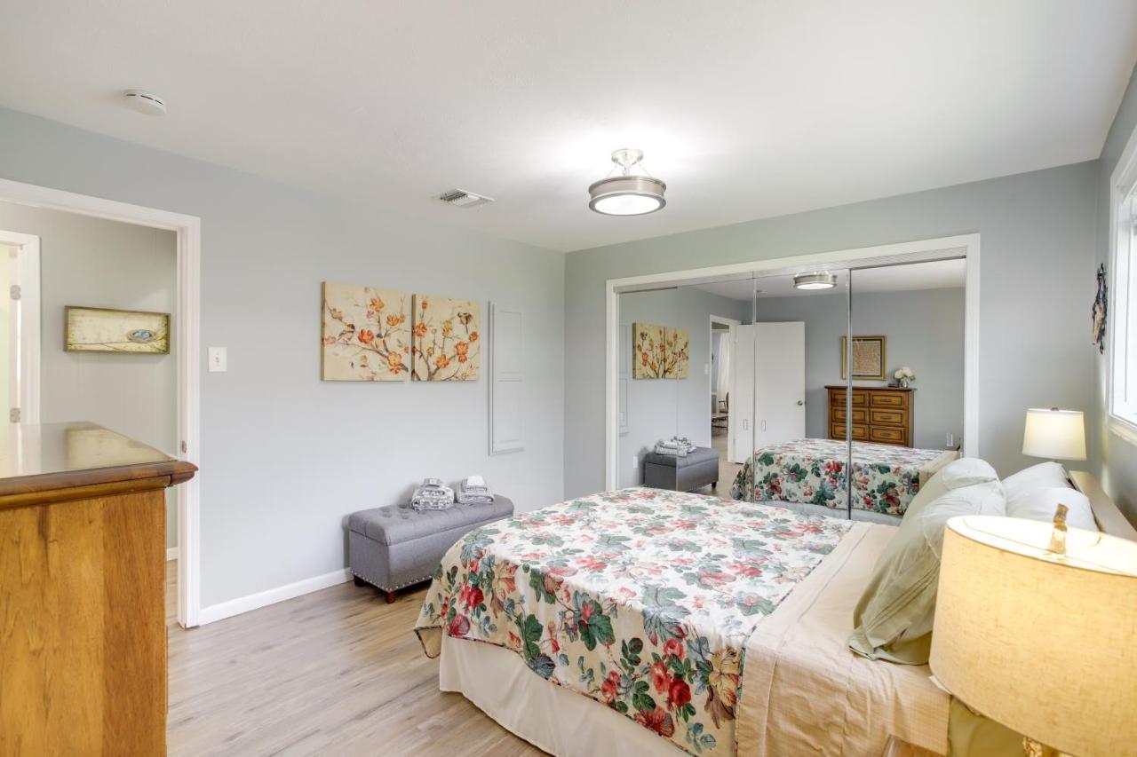 Cozy Shenandoah Home Less Than 2 Mi To The Woodlands Mall! Bagian luar foto